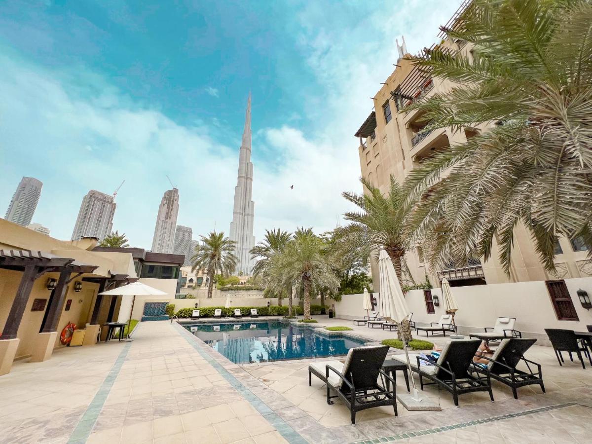 ドバイTrophy 2Br Aladdin Estate W Burj Khalifa Viewアパートメント エクステリア 写真