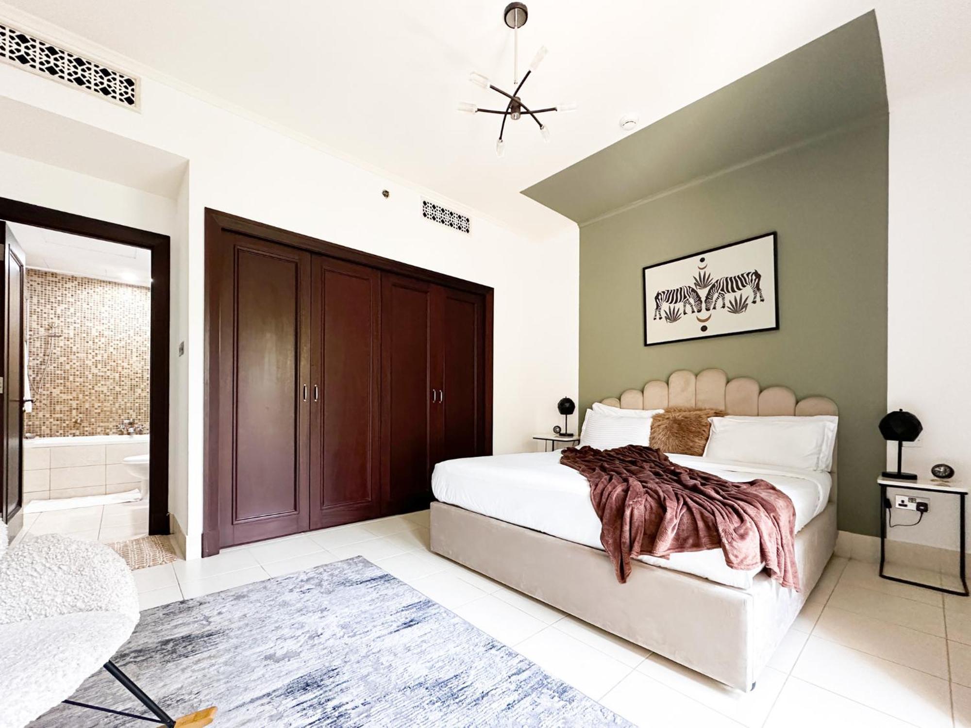 ドバイTrophy 2Br Aladdin Estate W Burj Khalifa Viewアパートメント エクステリア 写真